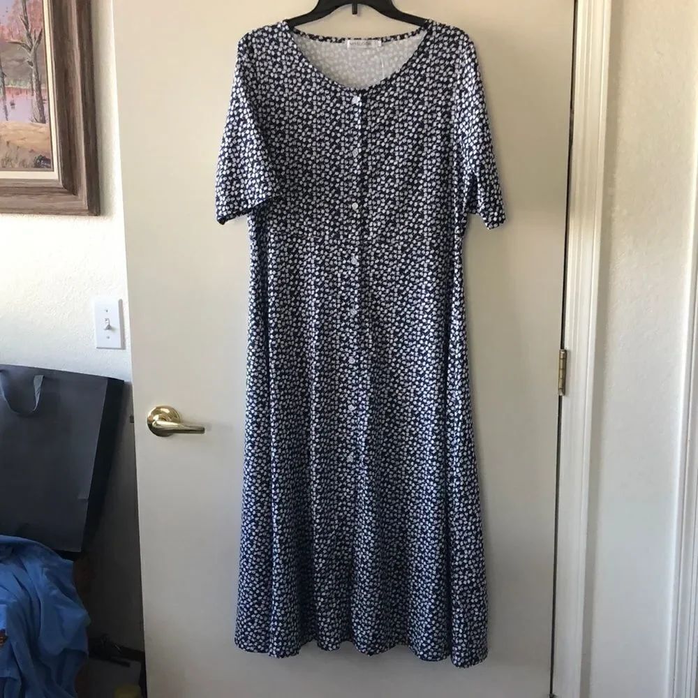 Miss Look dress Size L Gently used blue/white
